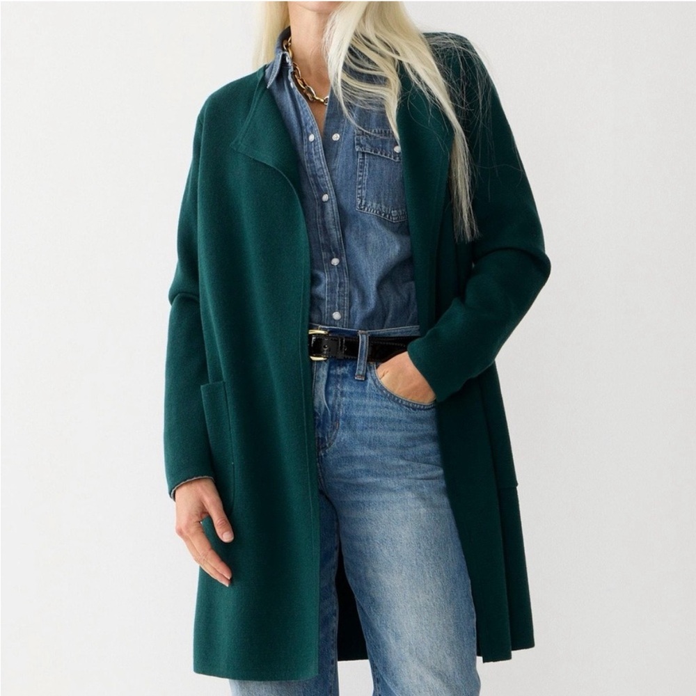 J Crew Juliette Collarless Cardigan Sweater
Blazer, sz Small EUC